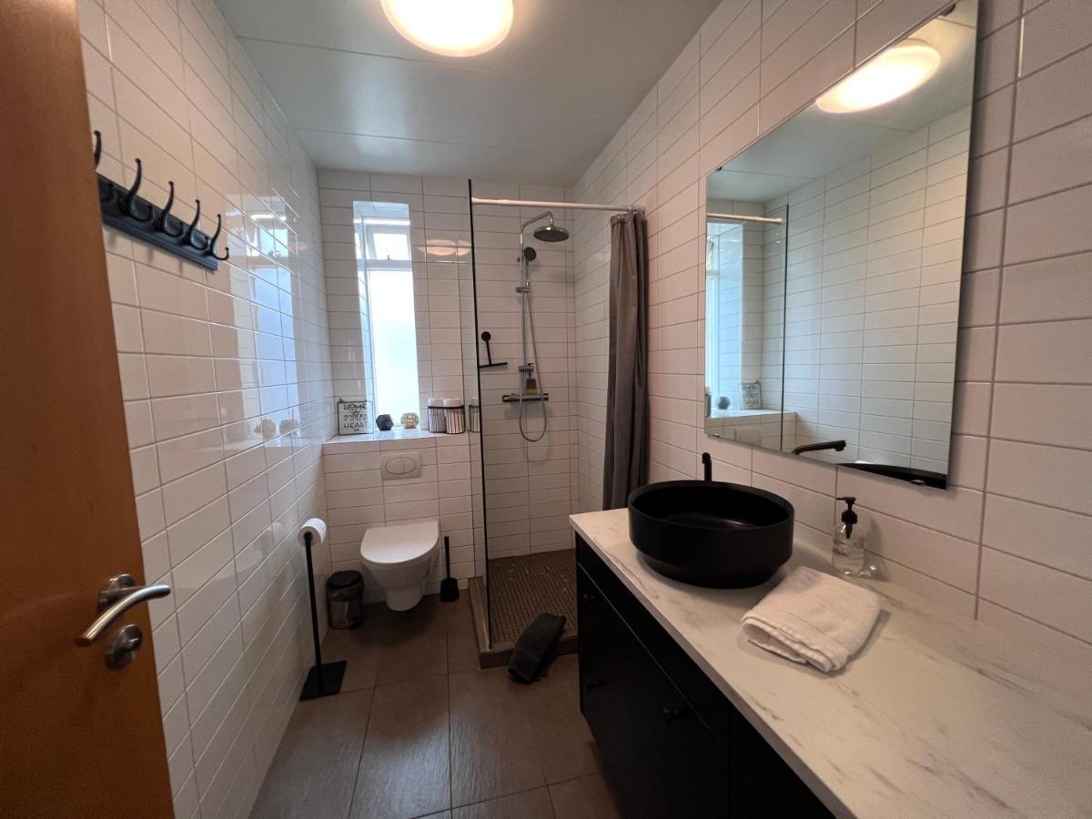 City Center Apartments Акурейрі Екстер'єр фото